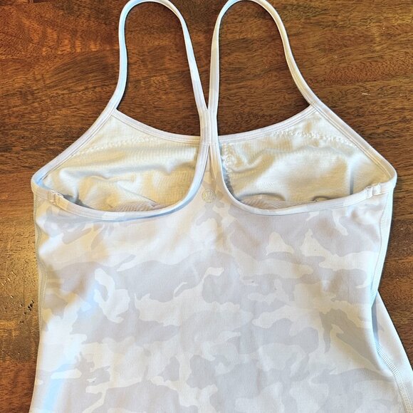 Lululemon Power Y Tank - Picture 2 of 3